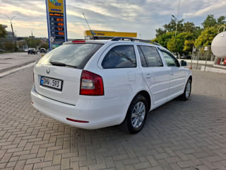 Skoda Octavia foto 3