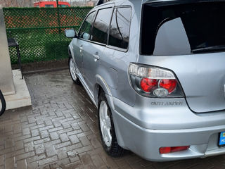 Mitsubishi Outlander foto 5