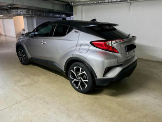 Toyota C-HR foto 3