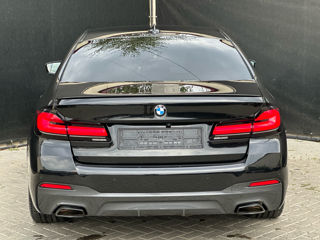 BMW 5 Series foto 5