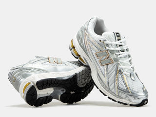 New Balance 1906R Silver/Gold Unisex foto 8