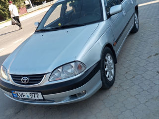 Toyota Avensis foto 3