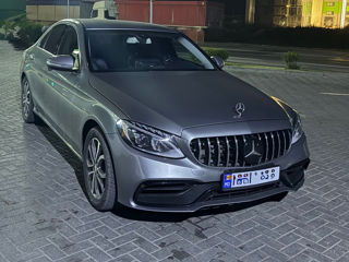 Mercedes C-Class foto 4