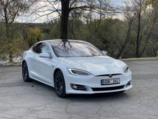 Tesla Model S foto 3