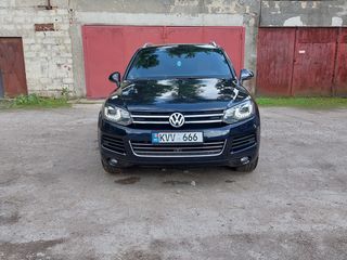 Volkswagen Touareg foto 2