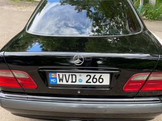 Mercedes E-Class foto 7