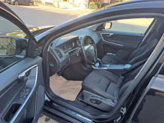 Volvo XC60 foto 2