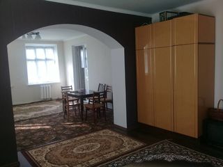 Se vinde Casa cu doua nivele (069010820 Sergiu) foto 6