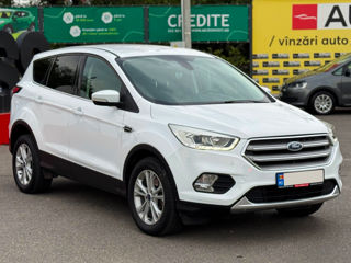 Ford Kuga foto 3