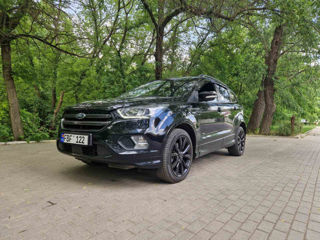 Ford Kuga foto 1