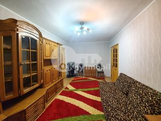 Apartament cu 2 camere, reparat, Râșcani, 270 € ! foto 2