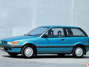 Mitsubishi Colt foto 1