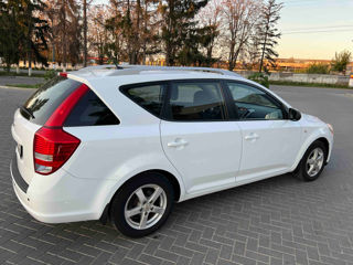 KIA Ceed Sw foto 6