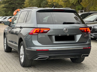 Volkswagen Tiguan foto 4