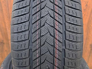 315/35 R22 + 275/40 R22 Anvelope de iarna Arivo Winter ARW5 - BMW X7 foto 4