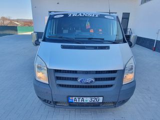 Ford Transit foto 2