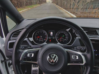 Volkswagen Touran foto 11