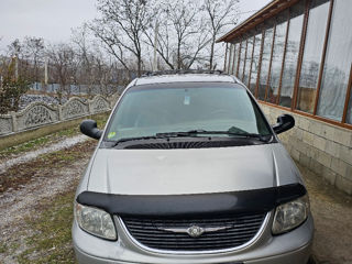 Chrysler Grand Voyager foto 2