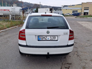 Skoda Octavia foto 3