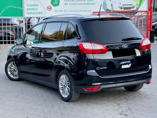 Ford Grand C-MAX foto 3