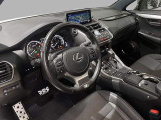 Lexus NX Series foto 15