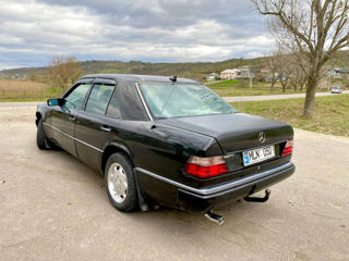 Mercedes Series (W124) foto 4