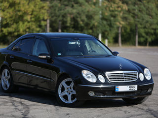 Mercedes E Class foto 1