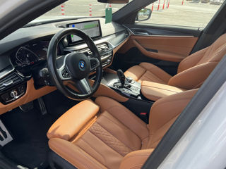 BMW 5 Series foto 5