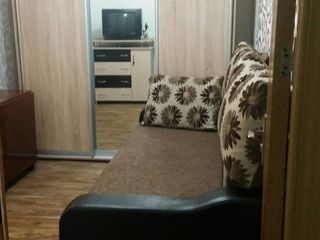 Vânzare apartament 2 camere +balcon mare  mobilat în Soroca    (  27 000 euro  ) foto 9
