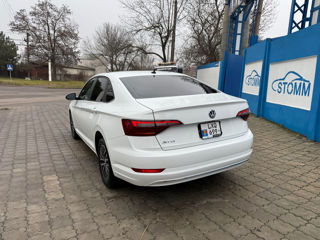 Volkswagen Jetta foto 5