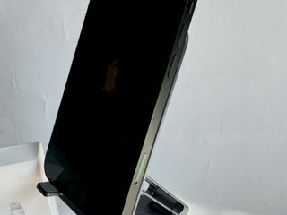 iPhone 13 green 128 gb foto 4