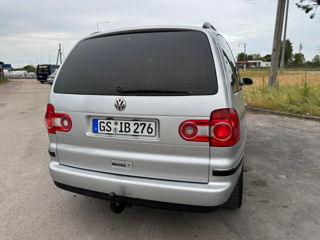 Volkswagen Sharan foto 2