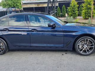 BMW 5 Series foto 10