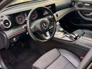 Mercedes E-Class foto 12