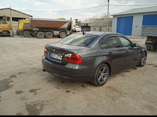 BMW 3 Series foto 4