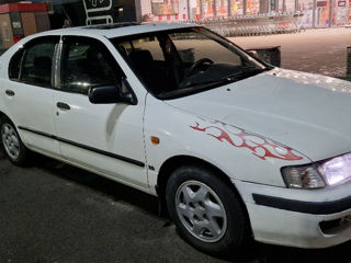 Nissan Primera foto 7