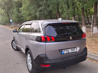 Peugeot 5008 foto 6