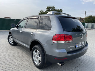 Volkswagen Touareg foto 4