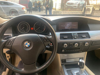 BMW 5 Series foto 10