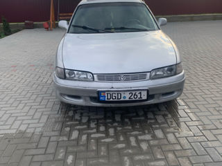 Mazda 626 foto 1