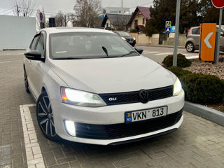 Volkswagen Jetta foto 4