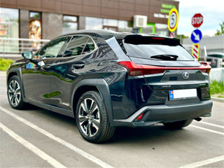 Lexus UX foto 4