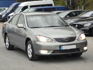 Toyota Camry foto 4