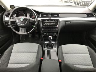 Skoda Superb foto 7