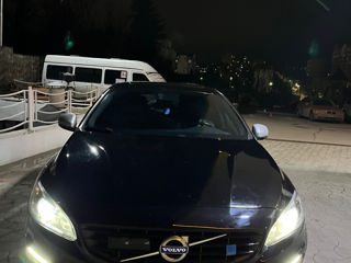 Volvo S60 foto 1