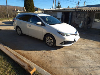 Toyota Auris foto 3