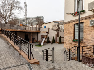 Apartament cu 2 camere, 69 m², Centru, Chișinău foto 14