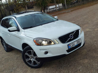 Volvo XC60 foto 4