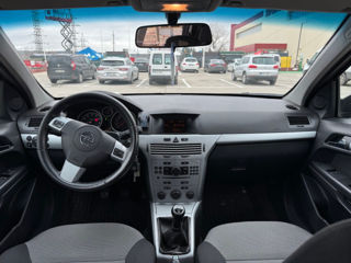 Opel Astra foto 9