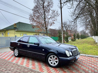 Mercedes E-Class